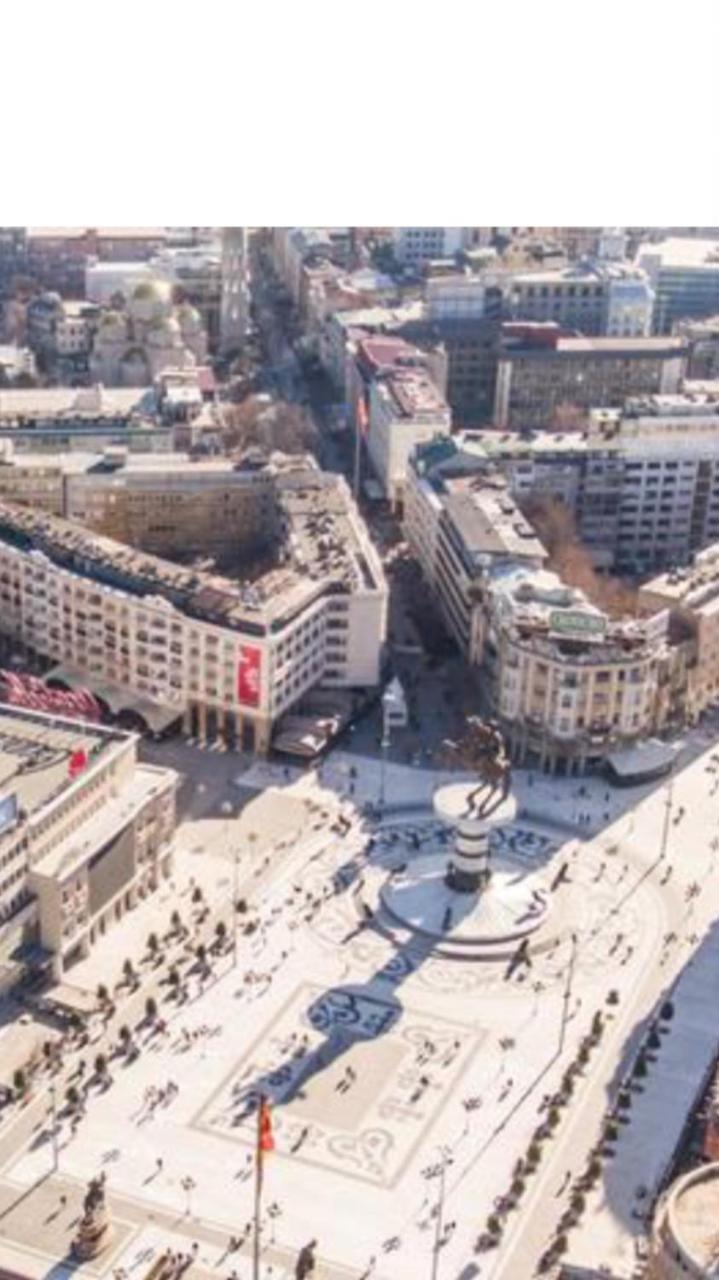 Arss Apartment Skopje Main Square Exterior photo